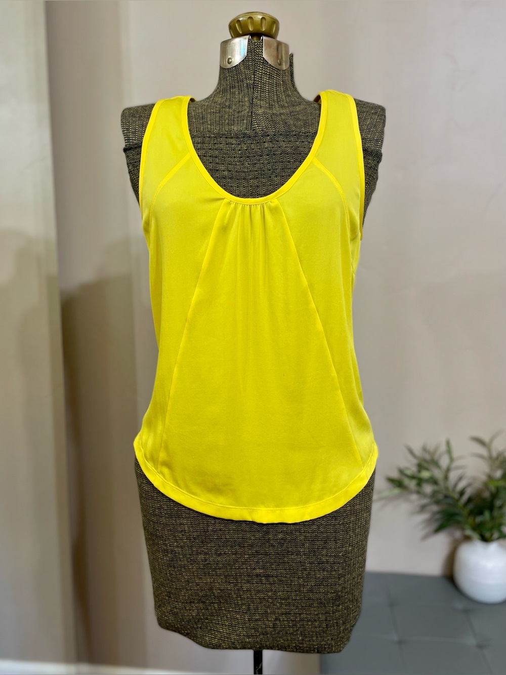 DKNY Silk Chiffon Racerback Tank Top Y2K Quiet Luxury Shell Summer Minimalist